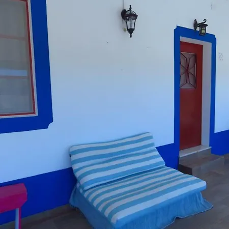 Vale Do Boto-quinta Com 3 Casas